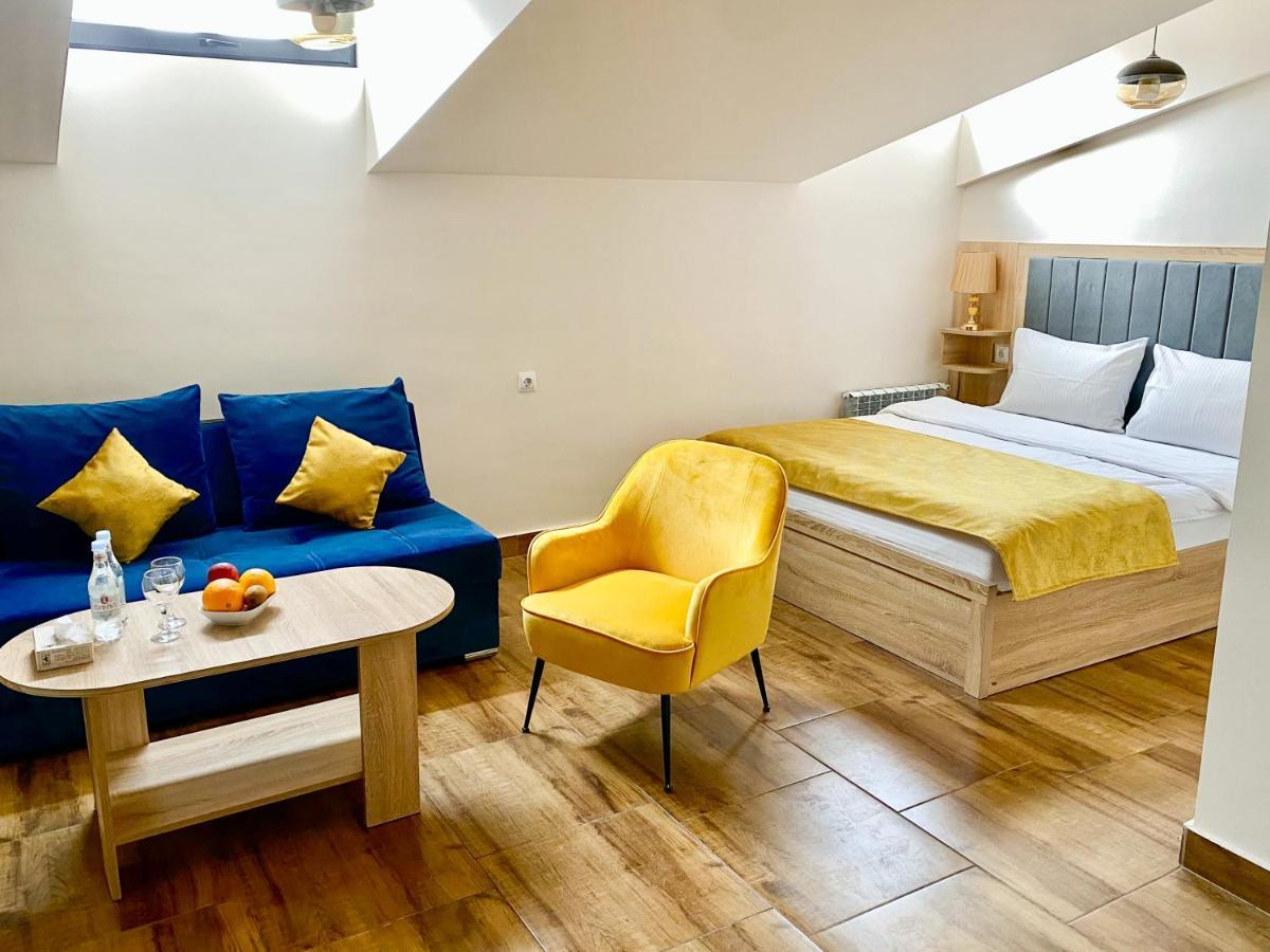 Alex Hotel 4*